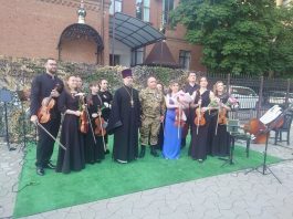 В храме Благовещения Пресвятой Богородицы города Краснодара прошёл благотворительный концерт в поддержку военнослужащих
