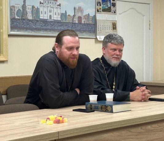 Студенты Кубанского государственного университета встретились со священниками