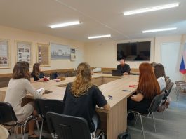Студенты КубГУ встретились со штатным клириком храма равноапостольных Кирилла и Мефодия иереем Максимом Топоровым