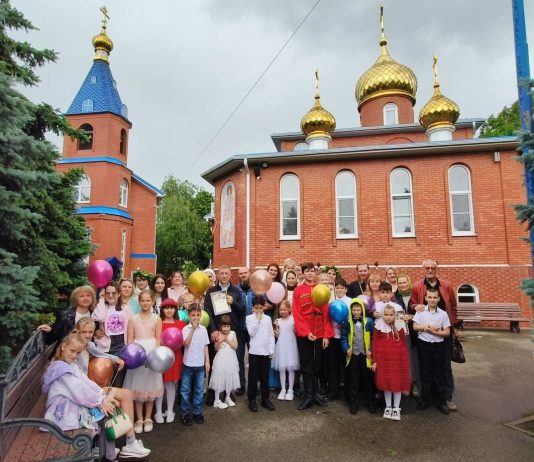 В Свято-Георгиевском храме хутора Ленина состоялся праздник в рамках семейного фестиваля