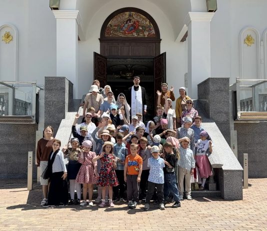 Воспитанники воскресной школы храма Вознесения Господня Тимашевского района посетили храм Рождества Христова в станице Динской