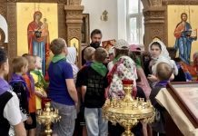 Школьники из посёлка Украинского побывали в строящемся храме