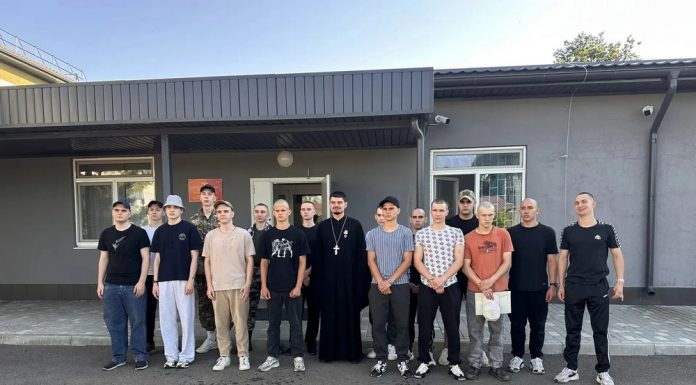 Иерей Иоанн Лапко принял участие в мероприятии, посвященном отправке призывников на срочную военную службу