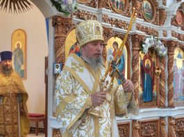 Митрополит Василий возглавил престольные торжества в храме иконы Божией Матери «Нерушимая стена» в женском монастыре города Апшеронска