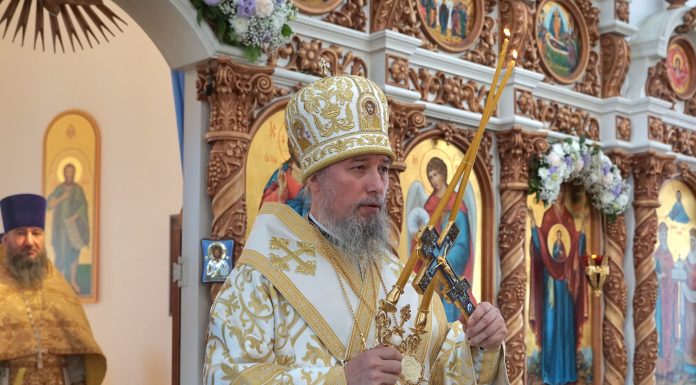 Митрополит Василий возглавил престольные торжества в храме иконы Божией Матери «Нерушимая стена» в женском монастыре города Апшеронска