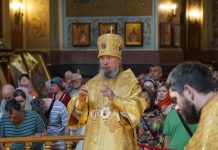 Митрополит Василий возглавил Божественную литургию в Свято-Екатерининском кафедральном соборе