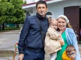 В храме святителя Спиридона в день Святой Троицы прошел праздник семьи