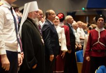 Митрополит Василий принял участие в торжественном мероприятии ко Дню России