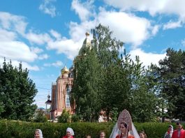 В храме Вознесения Господня провели праздничное мероприятие, посвящённое Дню семьи