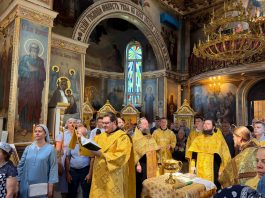 В храме при Краевой клинической больнице № 2 г. Краснодара прошёл благодарственный молебен ко Дню медицинского работника