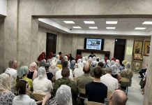 Участники общества православных врачей посетили лекцию в храме вмч. Пантелеимона