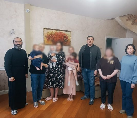 Медицинские специалисты посетили кризисный центр «Светлая обитель»