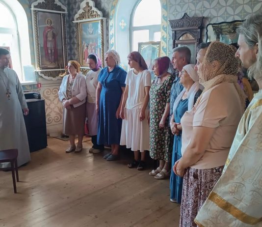 В Свято-Покровском храме станицы Новотитаровской были проведены миссионерские акции