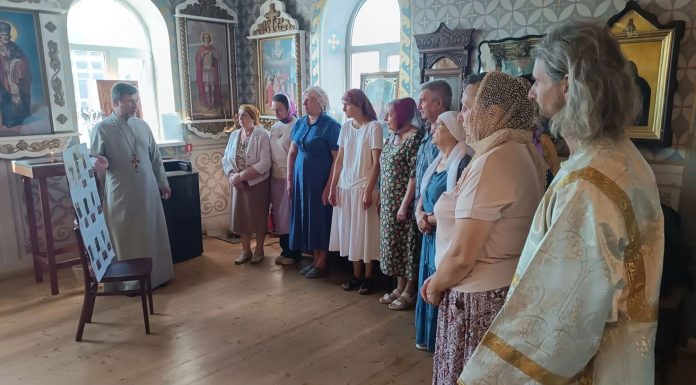 В Свято-Покровском храме станицы Новотитаровской были проведены миссионерские акции