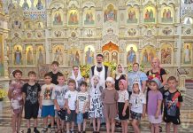 В храме Рождества Христова прошла встреча с воспитанниками летнего лагеря