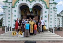В праздник святых Петра и Павла в храме Святой Троицы станицы Динской прошла социальная акция для семей общества глухих