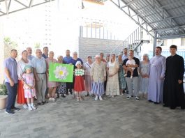 В храме преподобномученицы Елисаветы отметили День семьи, любви и верности