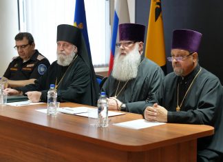 В Новороссийском казачьем кадетском корпусе состоялся семинар, посвященный работе духовенства с казачеством
