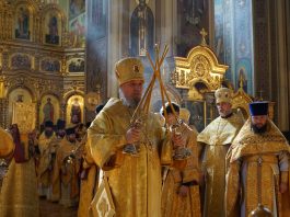 Митрополит Василий возглавил Божественную литургию в день памяти равноапостольной княгини Ольги и преподобного Аркадия Новоторжского