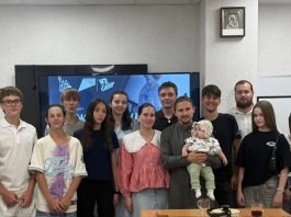 В Андреевском храме состоялась молодёжная встреча в рамках акции «Подари мне жизнь!»