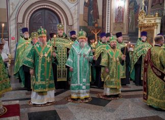 Митрополит Василий принимает участие в торжествах, посвященных 30-летию служения митрополита Сыктывкарского и Коми-Зырянского Филиппа
