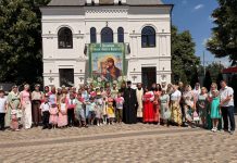 В храме преподобного Сергия Радонежского состоялся праздник в честь Дня семьи, любви и верности