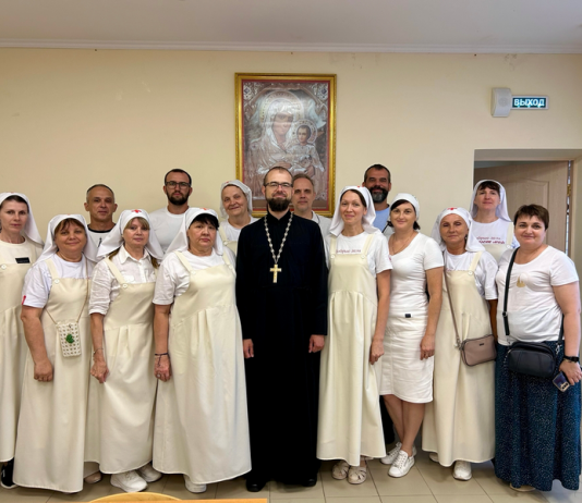 В храме Святого Духа прошло собрание сестричества милосердия