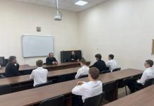 В Екатеринодарской духовной семинарии прошла встреча студентов с протоиереем Евгением Старцевым