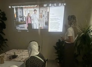 В храме Вознесения Господня станицы Старомышастовской прошла фотопрезентация проекта «Рождённые вопреки»