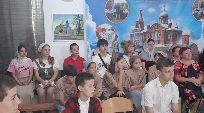 В 17-м Полтавском благочинии прошла интеллектуальная игра для молодежи
