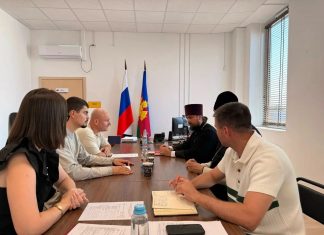 В преддверии нового учебного года в Кубанском казачьем кадетском корпусе станицы Динской прошло совещание