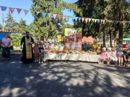 Протоиерей Сергий Покорук посетил детский сад № 4 станицы Динской