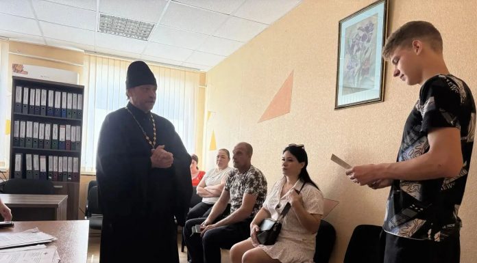 Священник принял участие в заседании комиссии по делам несовершеннолетних