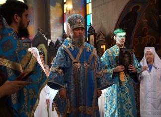 Митрополит Василий возглавил престольные торжества в храме иконы Божией Матери «Всех скорбящих Радость» города Краснодара