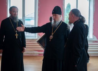 Митрополит Василий совершил рабочую поездку в Апшеронское благочиние