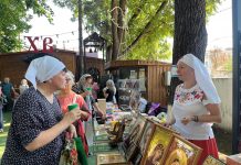 В храме святителя Луки Крымского при больнице скорой медицинской помощи состоялась благотворительная ярмарка