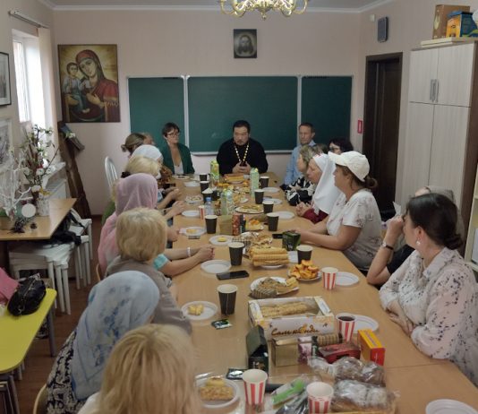Группы поддержки зависимых и созависимых возобновили работу после летнего перерыва