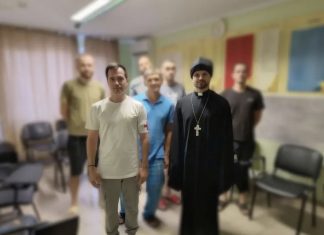 Иерей Николай Козак провёл духовную беседу с пациентами наркологического диспансера