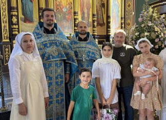 В храме Святого Духа состоялась ежегодная благотворительная акция ко Дню знаний