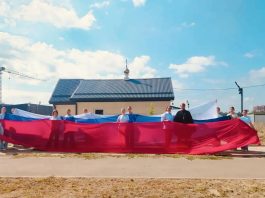 Ученики школы № 108 встретились с настоятелем храма в честь иконы Божией Матери «Знамение»