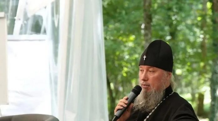 Митрополит Василий встретился с казачьей молодежью на форуме «Регион 93»
