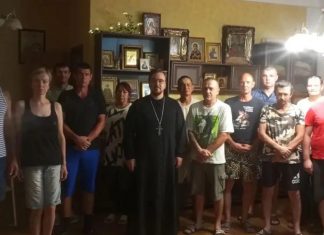 Иерей Владимир Иванов посетил центр помощи людям в трудной жизненной ситуации «Содействие»