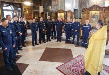 В храме Рождества Христова прошел молебен перед иконой Божией Матери «Неопалимая Купина»