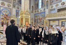 Ученики казачьего класса посетили с экскурсией храм Рождества Христова