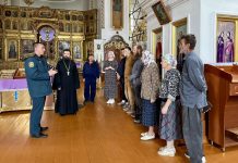 В храме Вознесения Господня прошла встреча с сотрудником МЧС