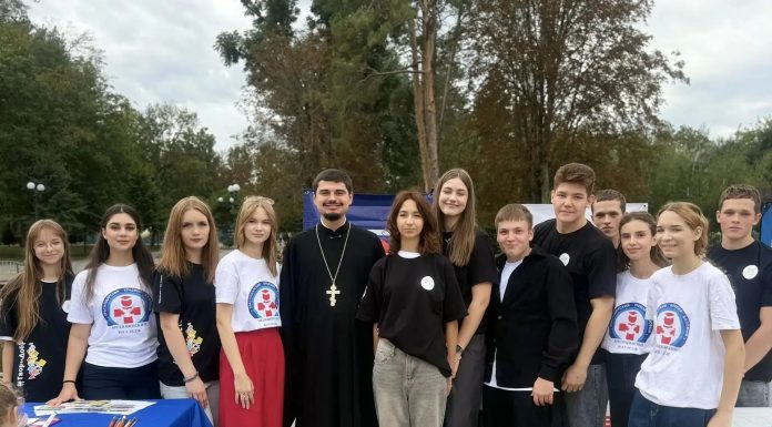 В Комсомольском парке станицы Динской состоялось мероприятие, посвящённое памяти участников СВО