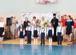 Священнослужители Екатеринодарской епархии приняли участие в школьных линейках в День знаний