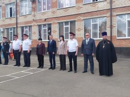 В Абинском районе прошёл межшкольный смотр-парад казачьих классов