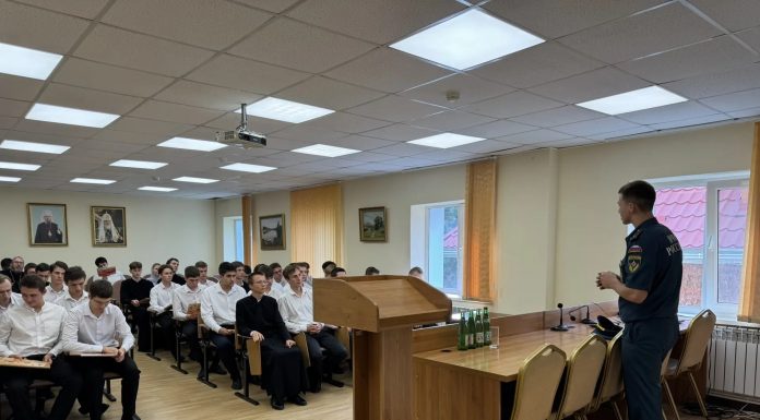 В Екатеринодарской духовной семинарии прошла встреча с государственным инспектором пожарного надзора