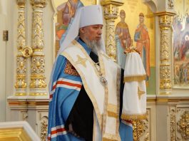 Митрополит Василий совершил благодарственный молебен в храме Рождества Христова станицы Динской
